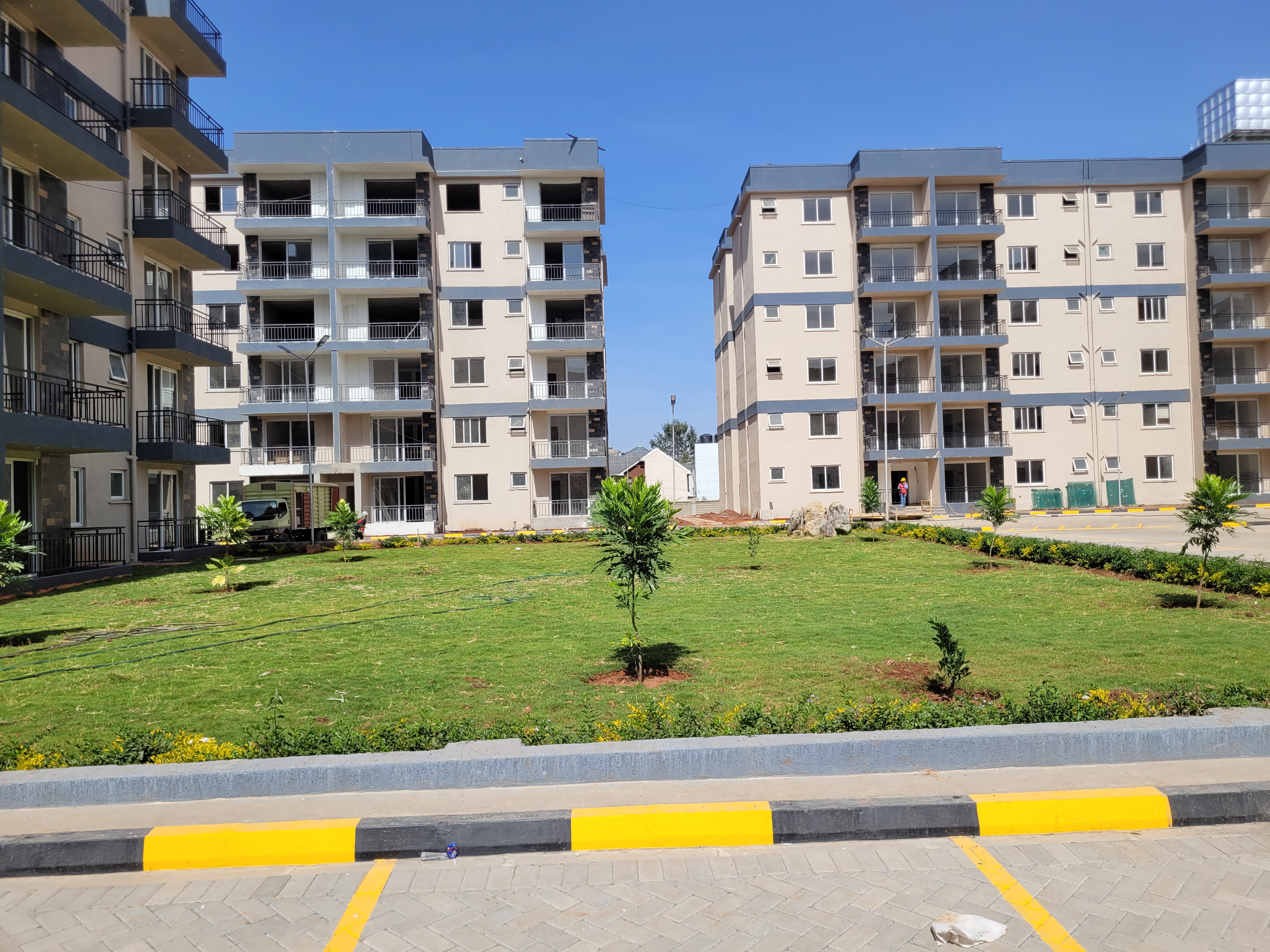 Sunpark Residences — Phase 1 & 2 view 4